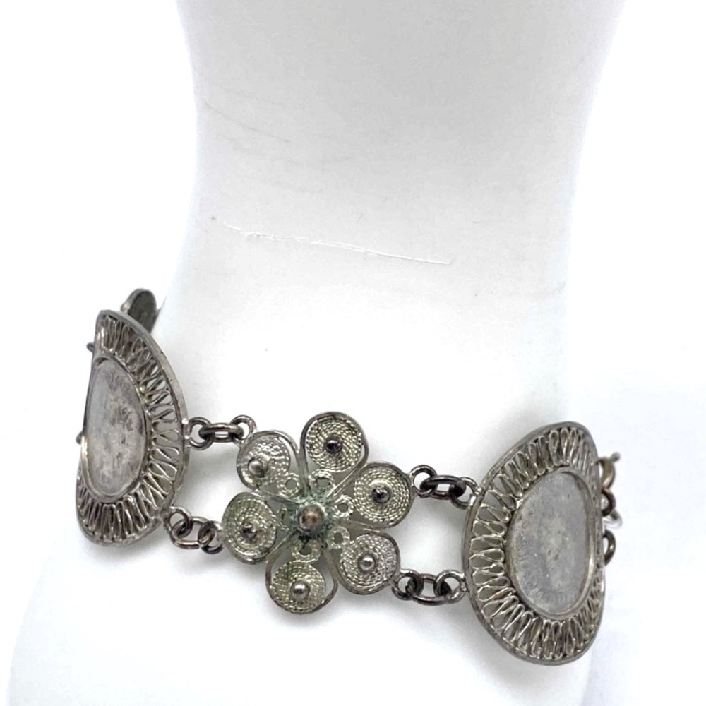 Vintage, 925 Sterling Silver Filigree, Coin, Floral Bracelet, 7.5”, Round Clasp